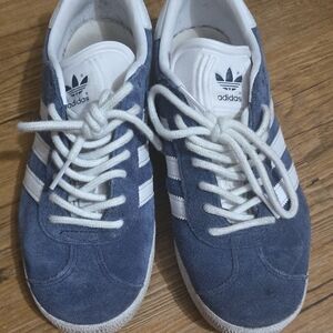 Adidas Classic Navy and White Gazelle